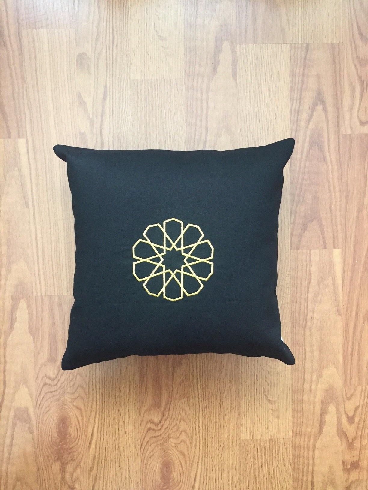 Embroidered Pillow with Seljuk Star - Gold - bohemtolia
