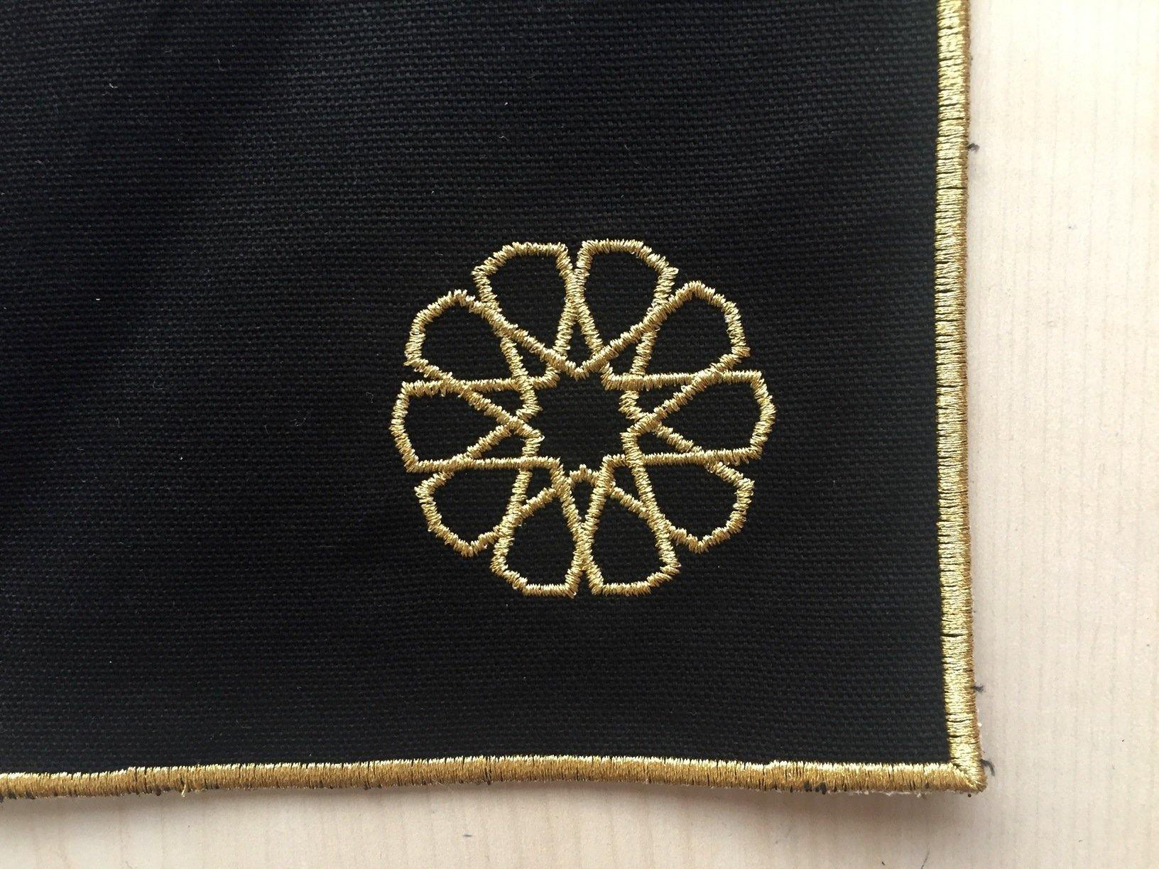 Embroidered Table Mat with Seljuk Star - Gold - bohemtolia