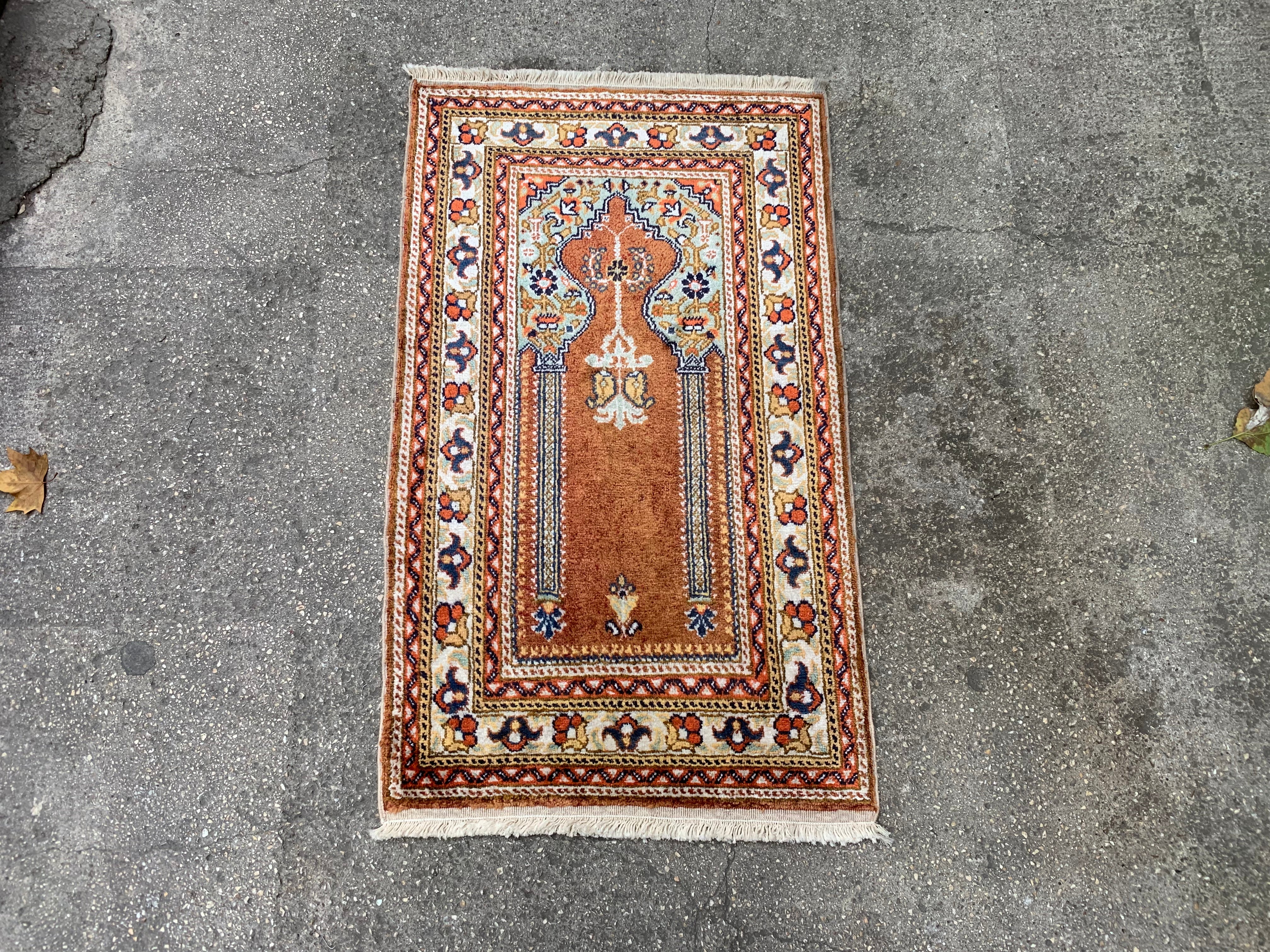 Vintage Entry Rug F650
