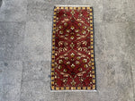 Load image into Gallery viewer, Vintage Small Rug M634
