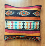 Load image into Gallery viewer, Lumbar Kilim Pillow Cover no.90
