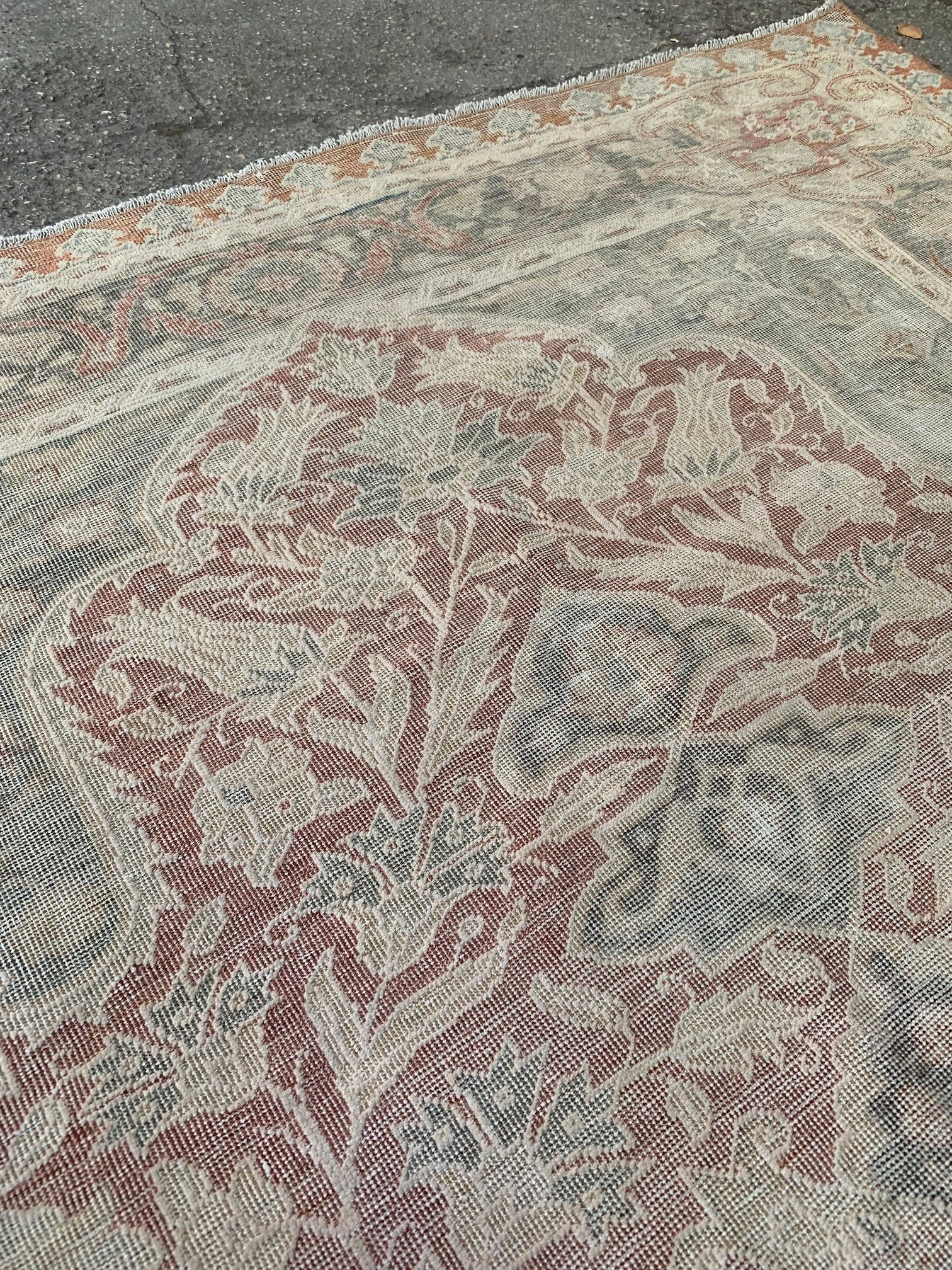 Oriental silk carpet, 4.4x6.4 ft, F686