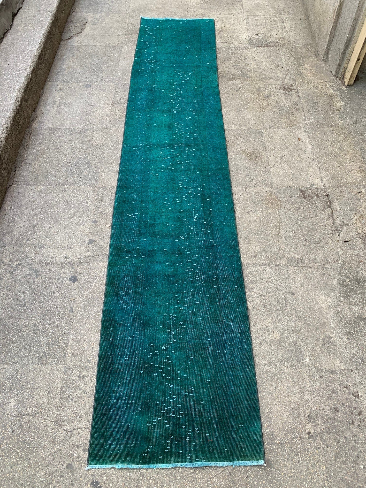 Authentic turquiose runner rug, 1.11x9.11 ft, VP838