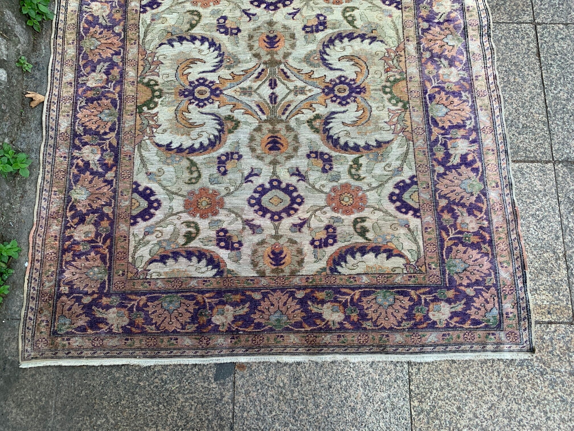 Vintage floral rug, 4x5.10 ft, F661