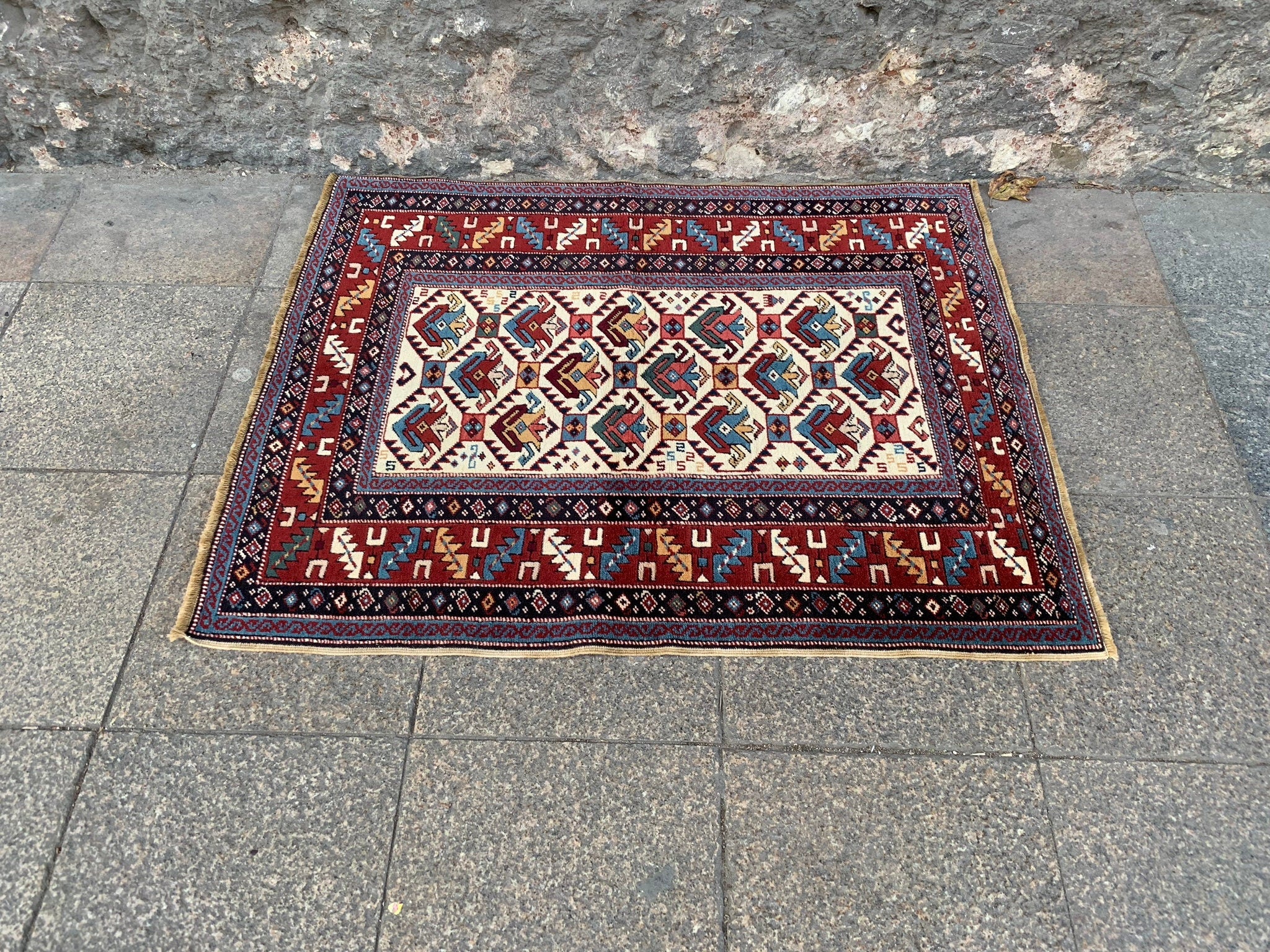 Authentic kilim rug, 3.4x4.2 ft, IM808